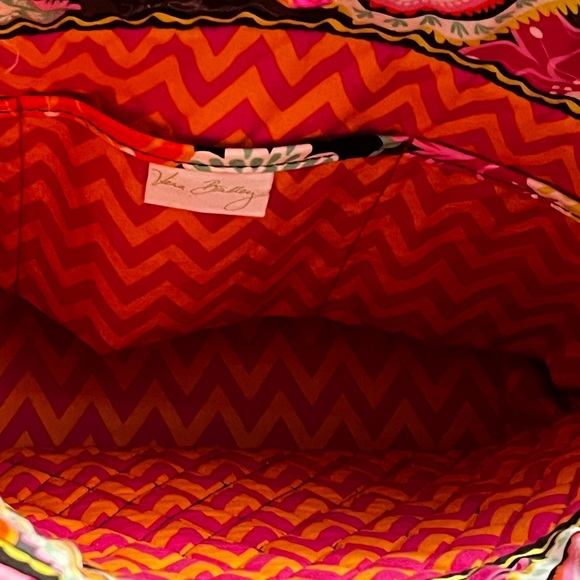 Vera Bradley Tote (Ziggy Zinnia) BAG - Picture 8 of 11